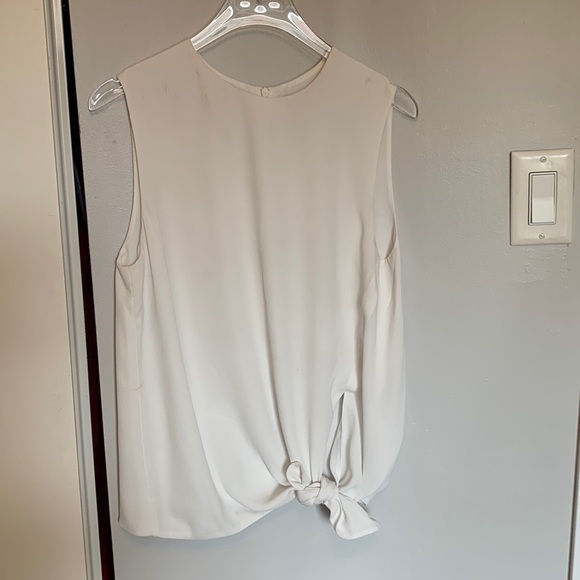 Babaton Hobpkins white sleeveless blouse in Small - Picture 2 of 9